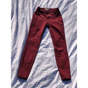 maroon skinny pants